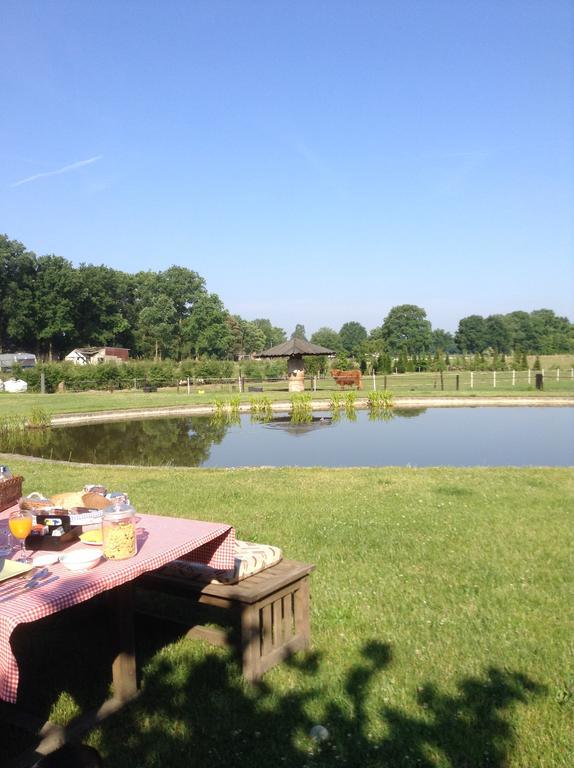 Bed and Breakfast Bed En Boterham Hoeve Boord Ven à Eersel Extérieur photo